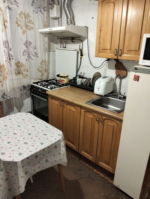 2к Чорновола, і/о