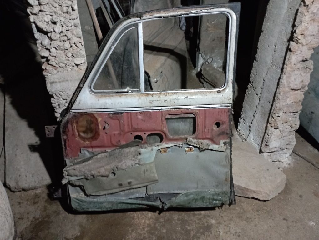 Portas e motores Peugeot 403