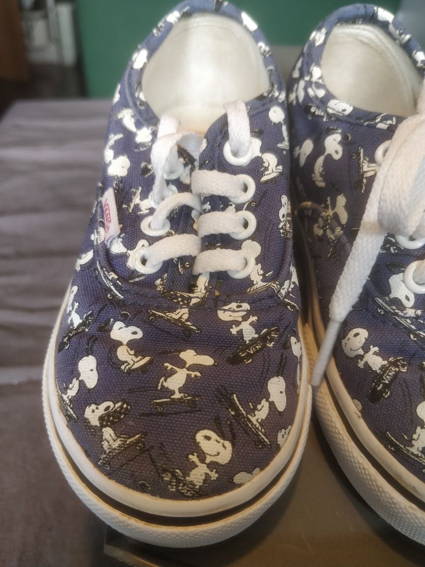 Vans Authentic SNOOPY 24