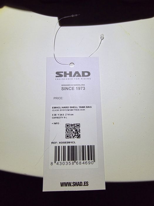 Сумка на бак SHAD E091CL Click System Dual Lockable