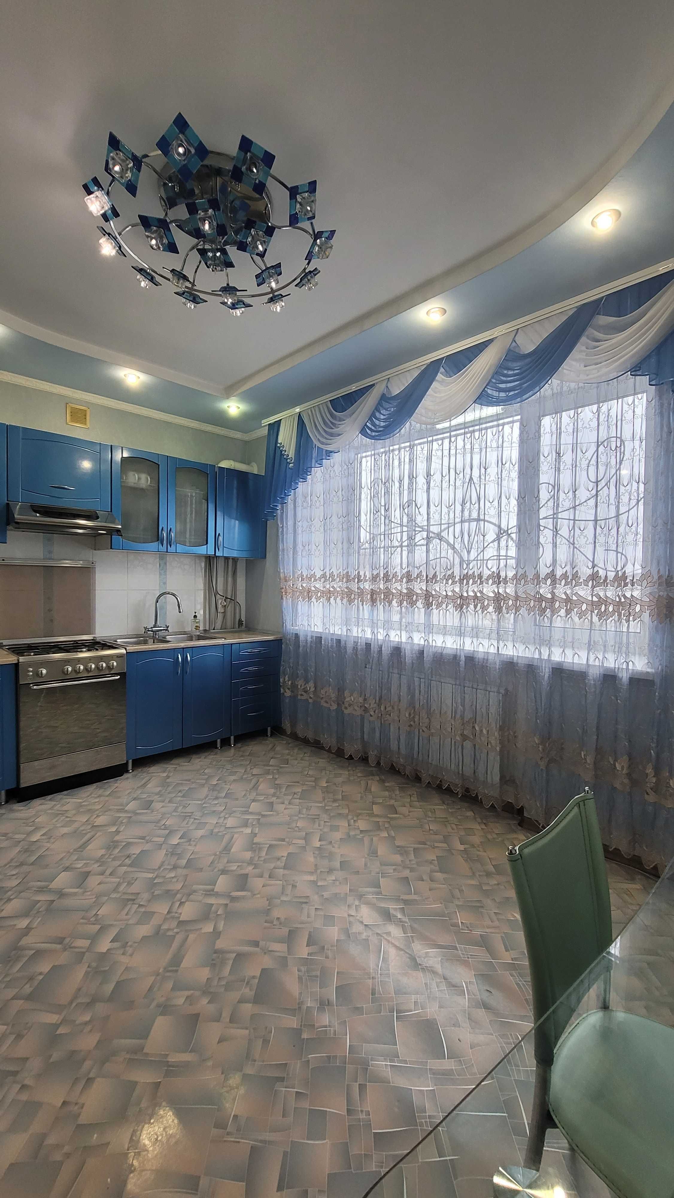 Продам відмінний укомплектований будинок в Марганці.