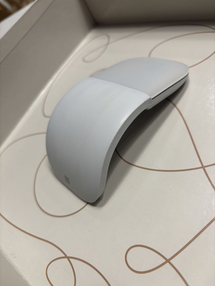 Myszka Microsoft ARC Mouse