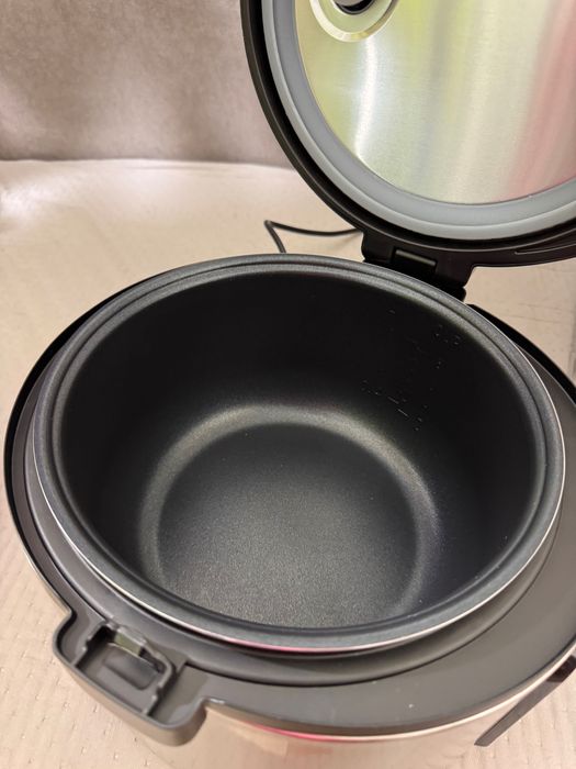 Multicooker/Ryżowar//garnek do gotowania ryżu SENCOR SRM3151BK