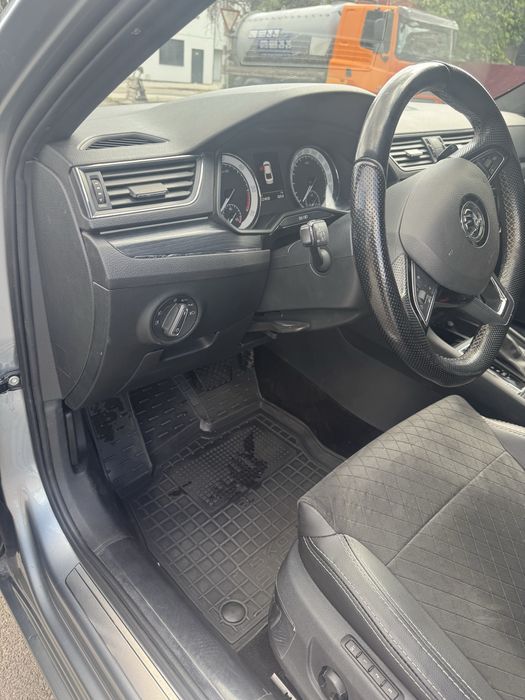 Продам Skoda superb 2.0