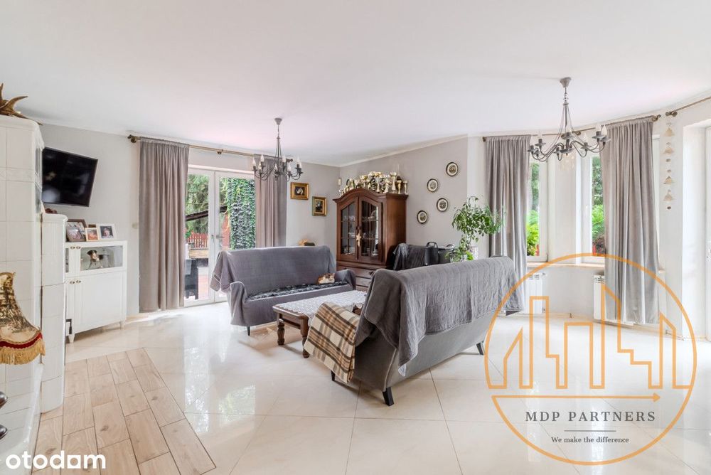 Piękny, malowniczy, dom z basenem,  Okazja!