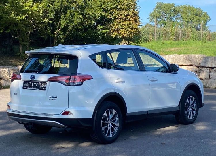 Toyota RAV 4 2.5 Hybrid