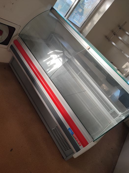 Vitrine Refrigeradora Arneg Wipper 1800