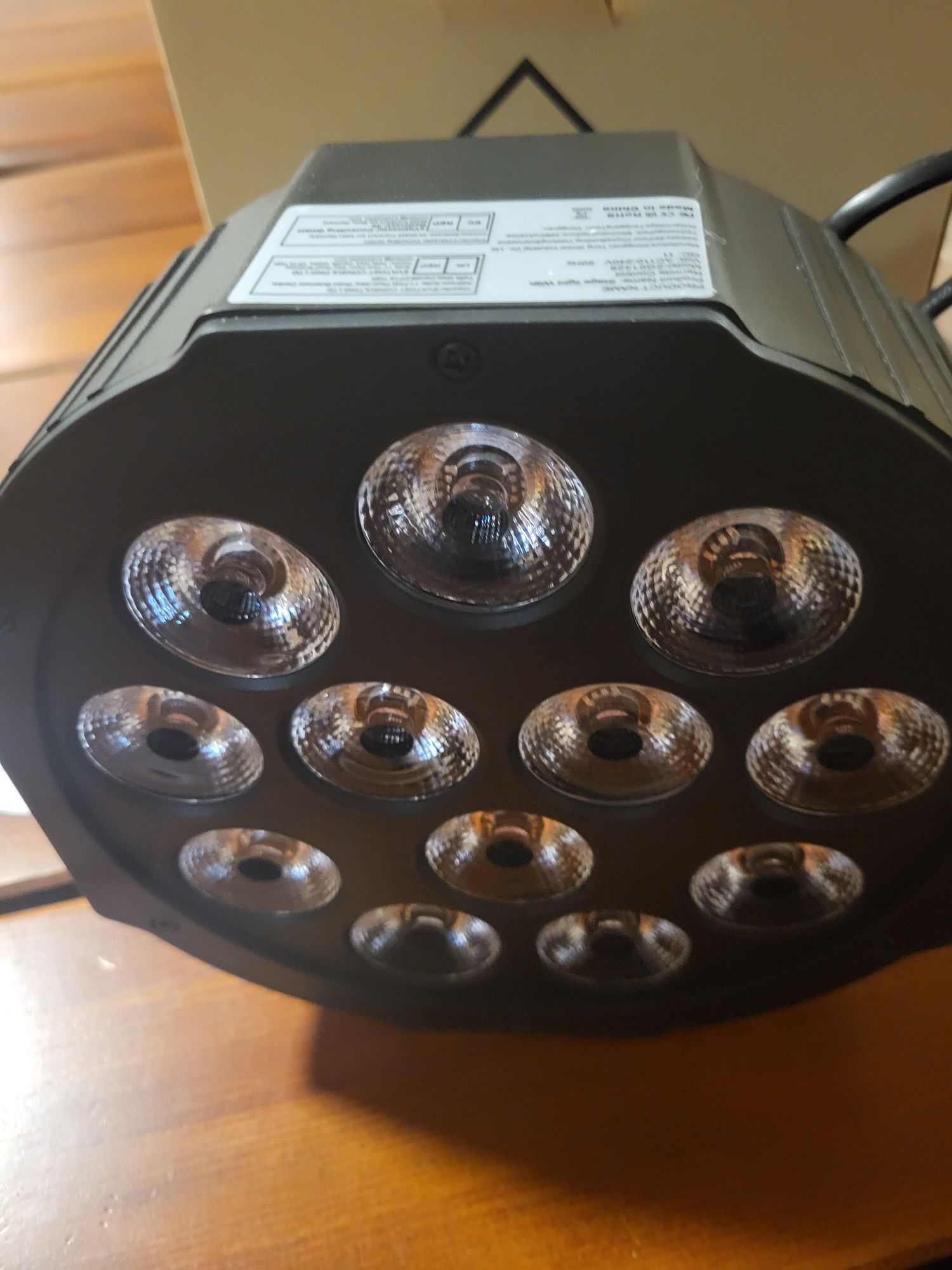 PAR Led 12x4w RGBW DMX 7 Kolorów  .