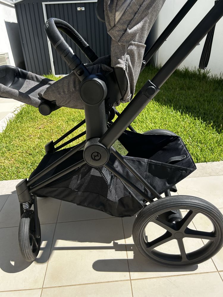 Carrinho de bebe Cybex Platinum ePriam cinza escuro