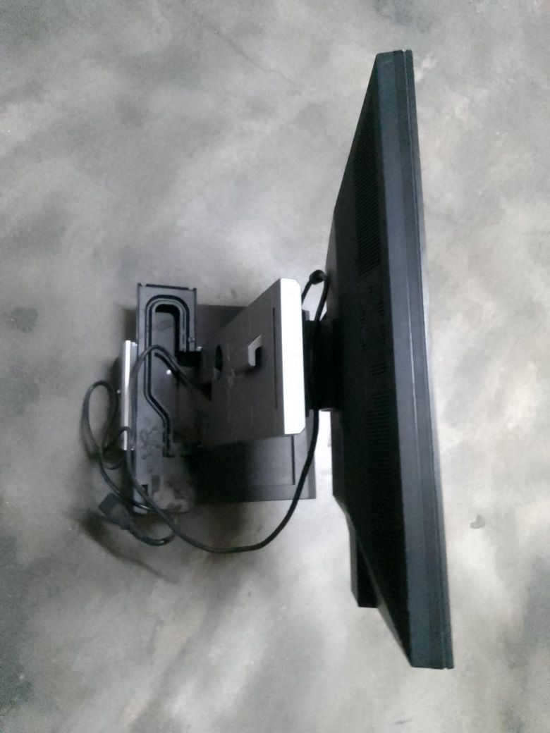 Monitor Dell usado