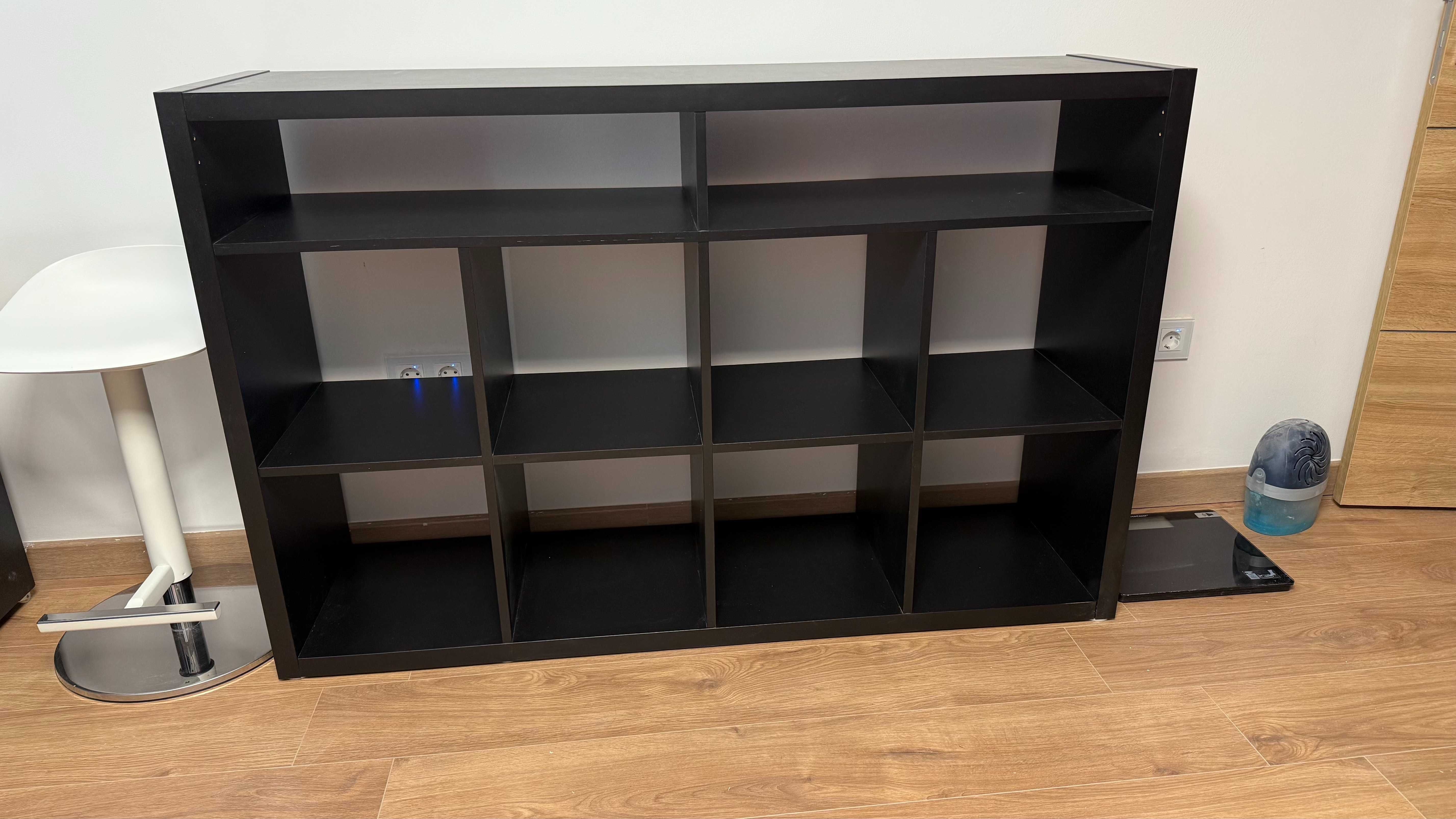 Estante OBEGRÄNSAD IKEA – Edição Limitada – Preta