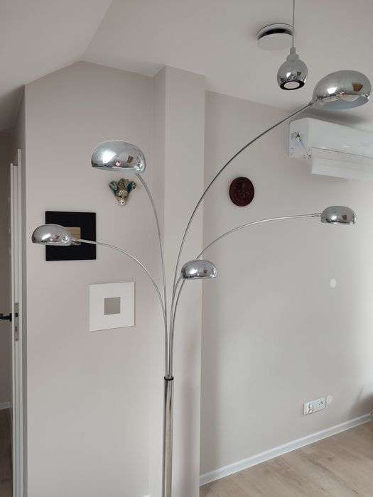 Lampa podłogowa z 5 lampkami srebrna