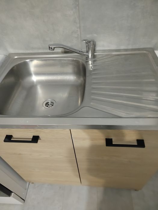 300 zł  nowe szafka pod zlew 80 ze zlewem,bateria w komplec