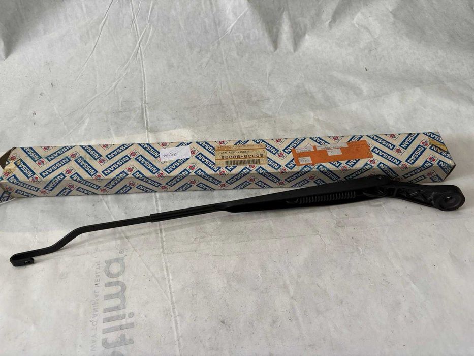 Braço de Escova limpa Para-brisas Nissan Sunny N14
