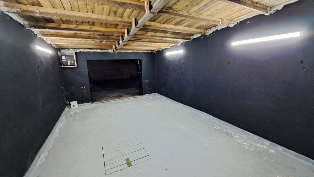 Восход. Приватизований Гараж, полуторни. Світло окреме