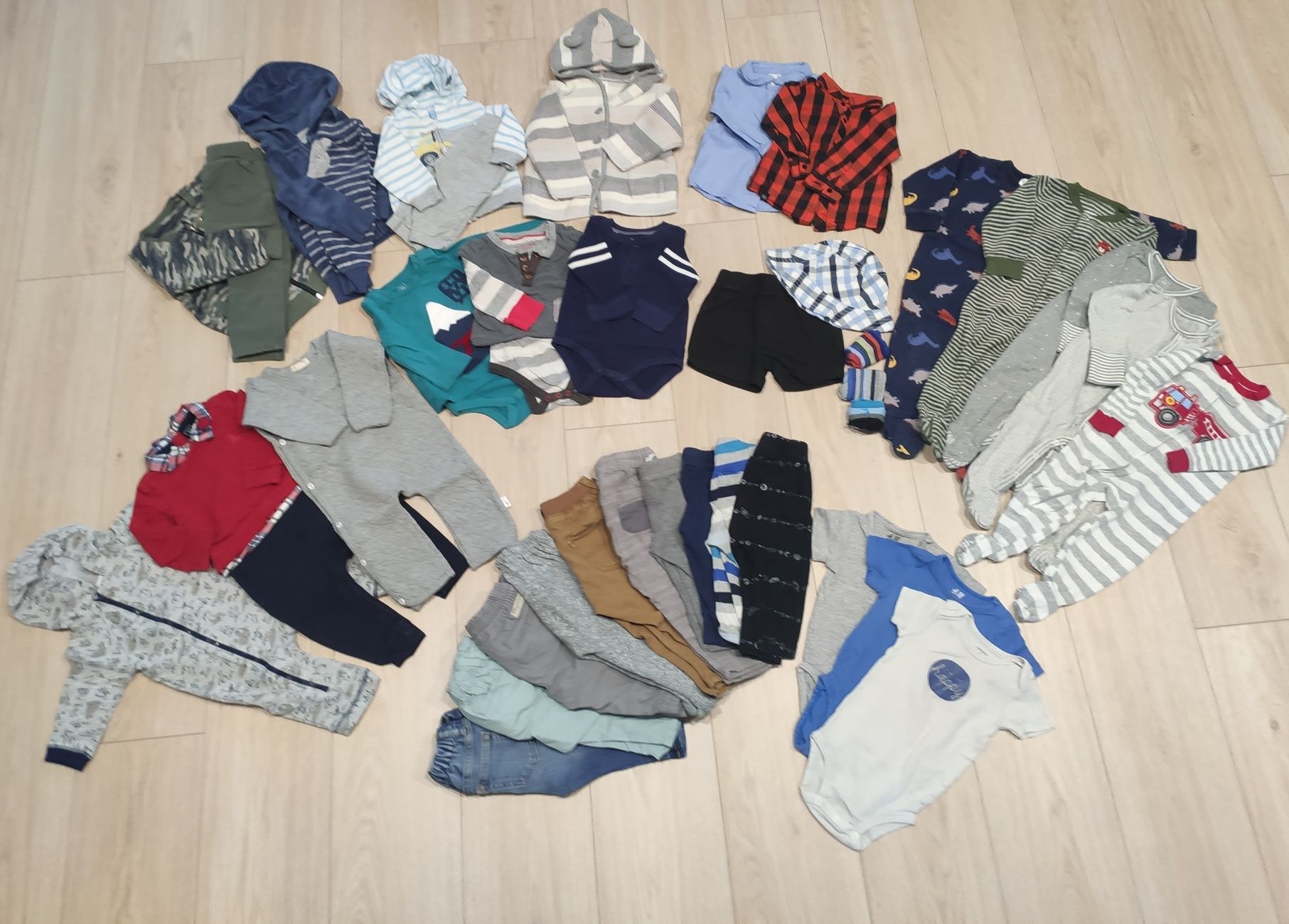 Paczka ubrań 6-12msc GAP/CARTER'S/H&M