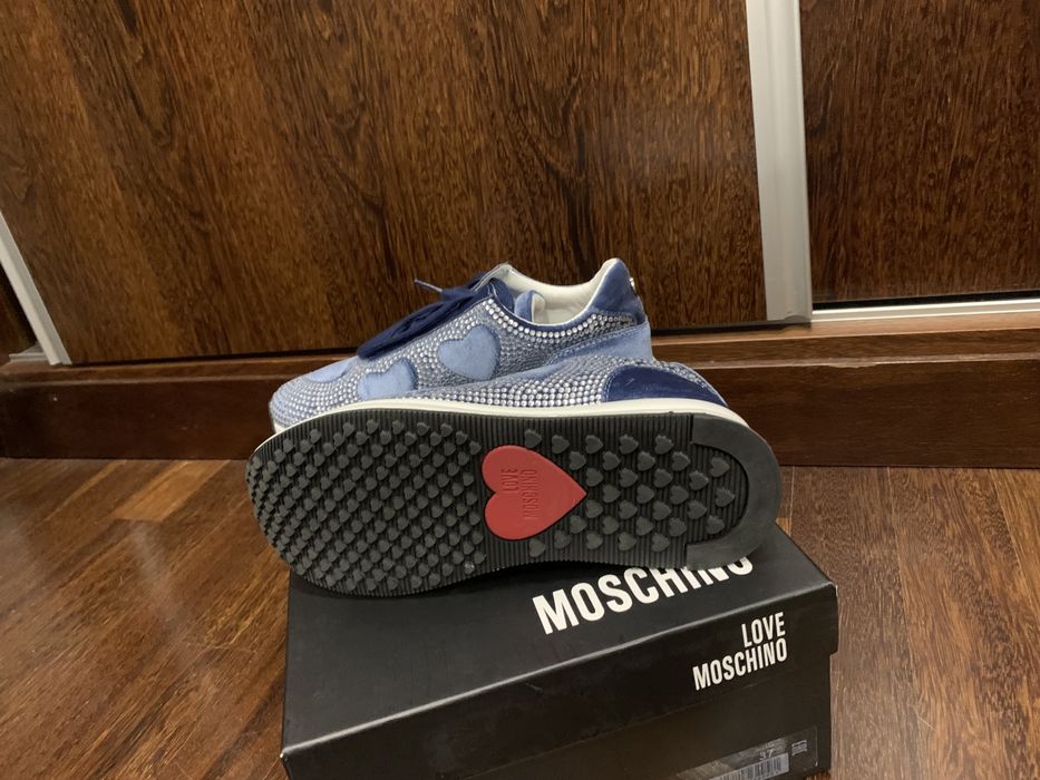 Sapatilhas Love moschino