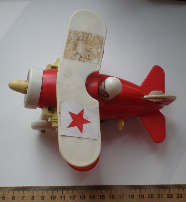 Игрушка Самолетик инерционный с пилотом, СССР
