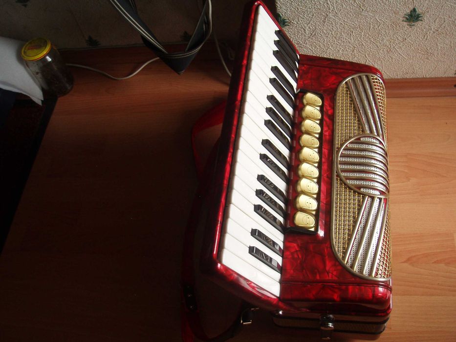 Akordeon Hohner Cornelia 96 b
