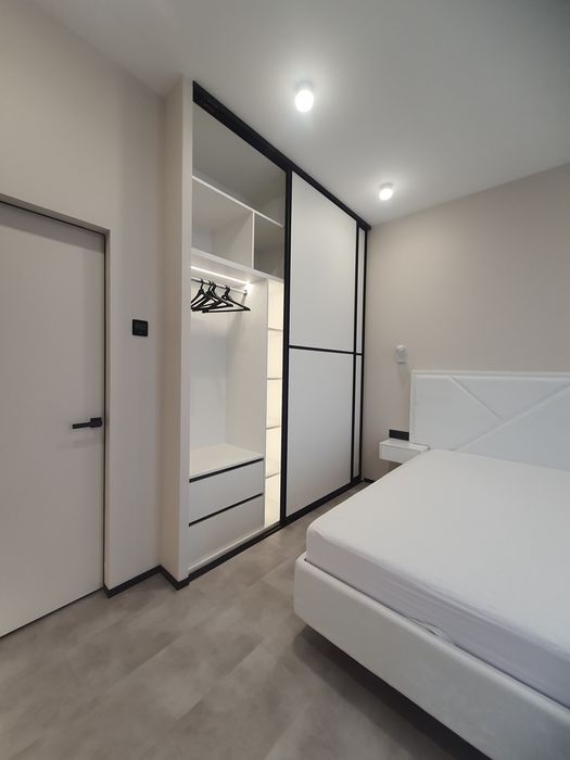 Кухни. Шкафы. Тумбы. Консоли. Каменные столешницы. Дизайн-интерьера.