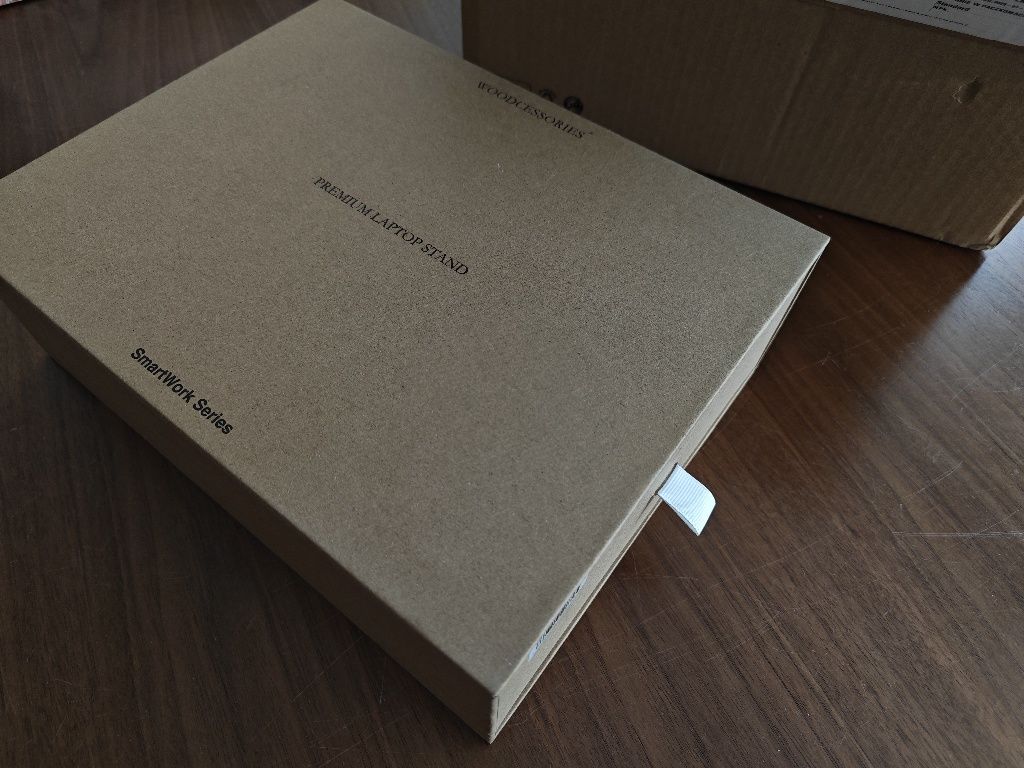 Podstawka stojak na laptopa z drewna premium Woodcesories