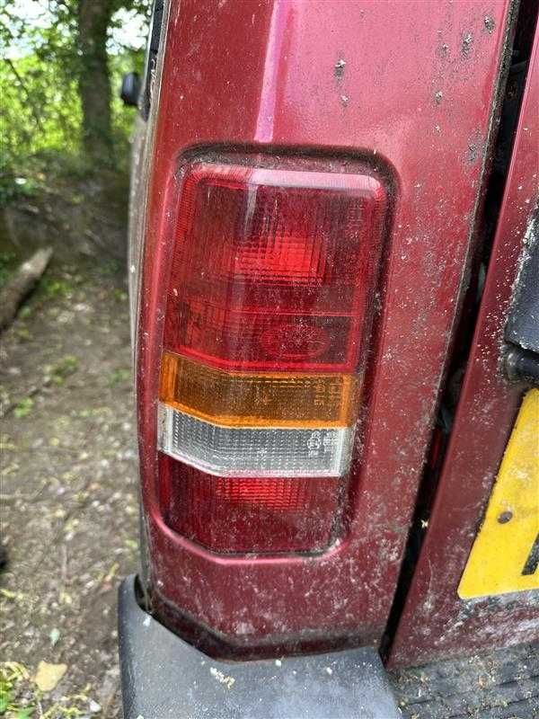 Land Rover Discovery 200 Farolim Pisca esq PRC6476