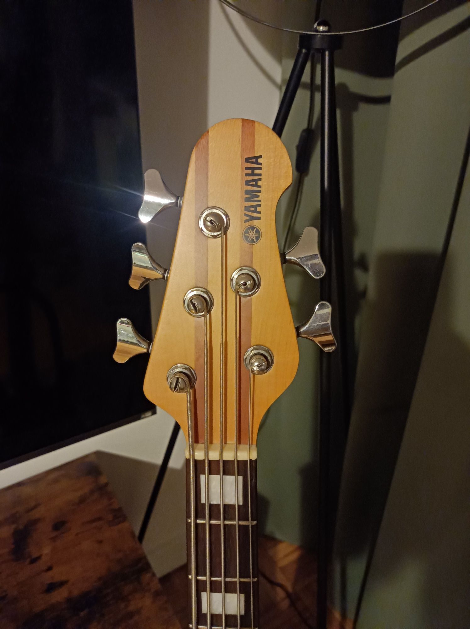 Gitara basowa Yamaha BB 2005 bass