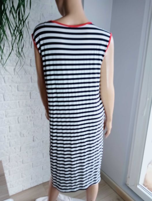 Letnia damska sukienka na ramiączkach biało-granatowa 48/4XL/20