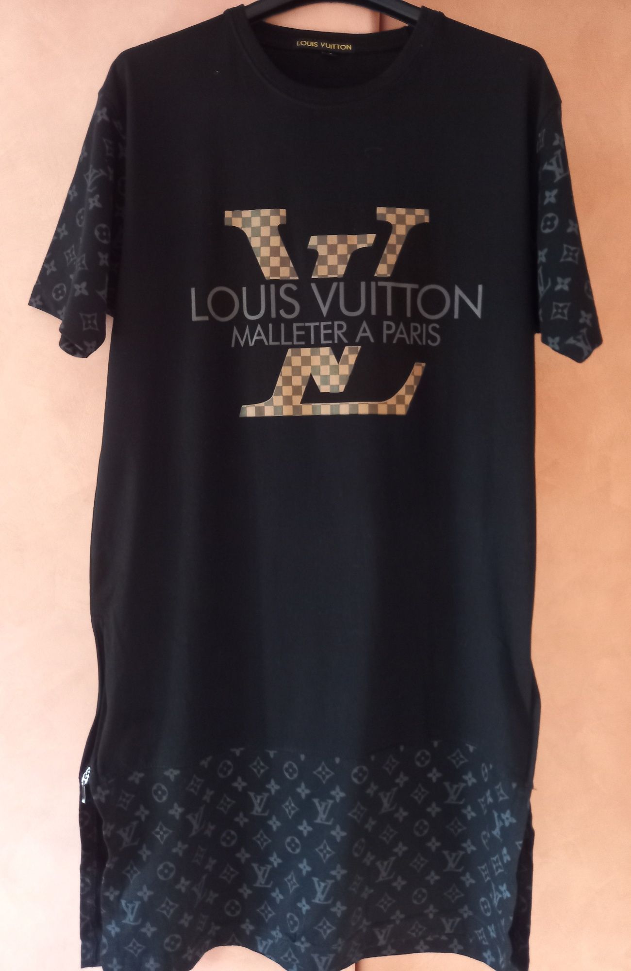 Плаття, футболка  LOUIS VUITTON