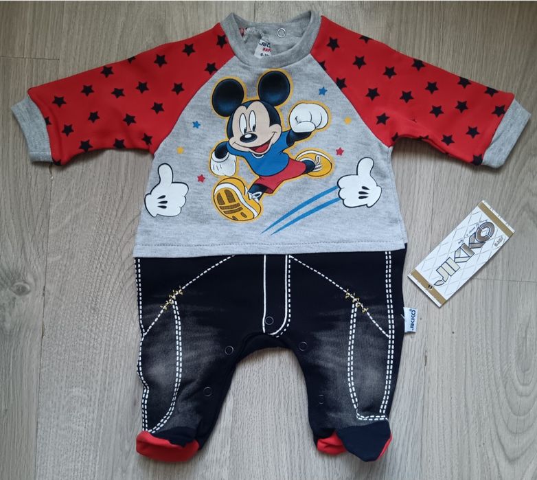 4 NOWE pajace 3D rozm 56-62 cm + dodatki