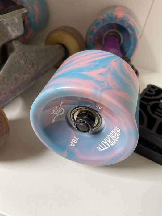 Carver Trucks Cx e Rodas Roundhouse Grip e Concave