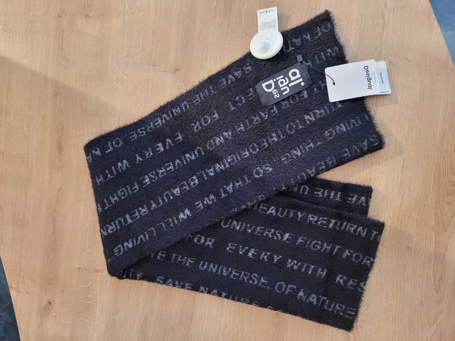 Desigual Szalik pluszowy