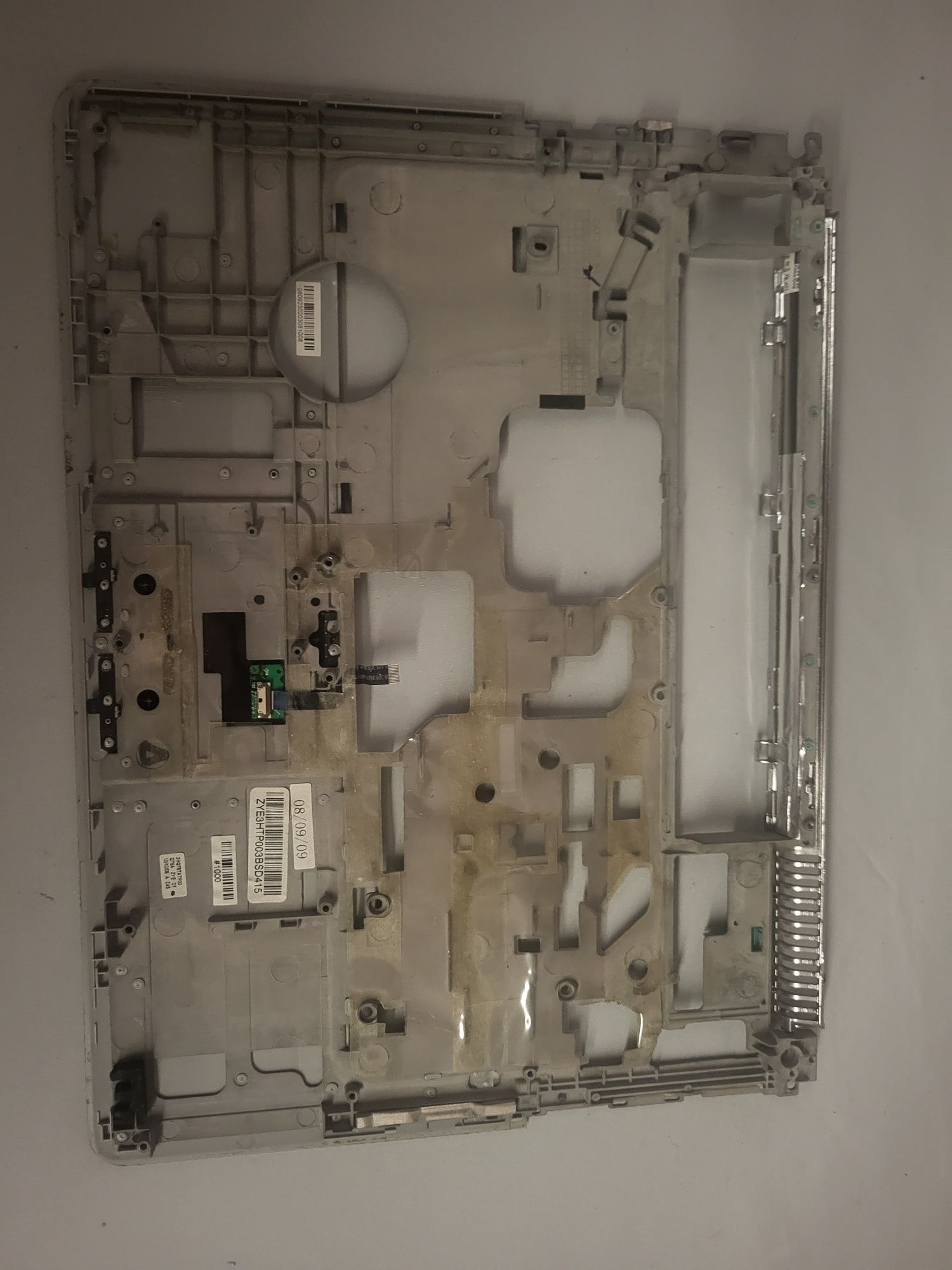 Sprzedam Palmrest obudowę górnąi do Laptopa HP PAVILION dv5-1111ea