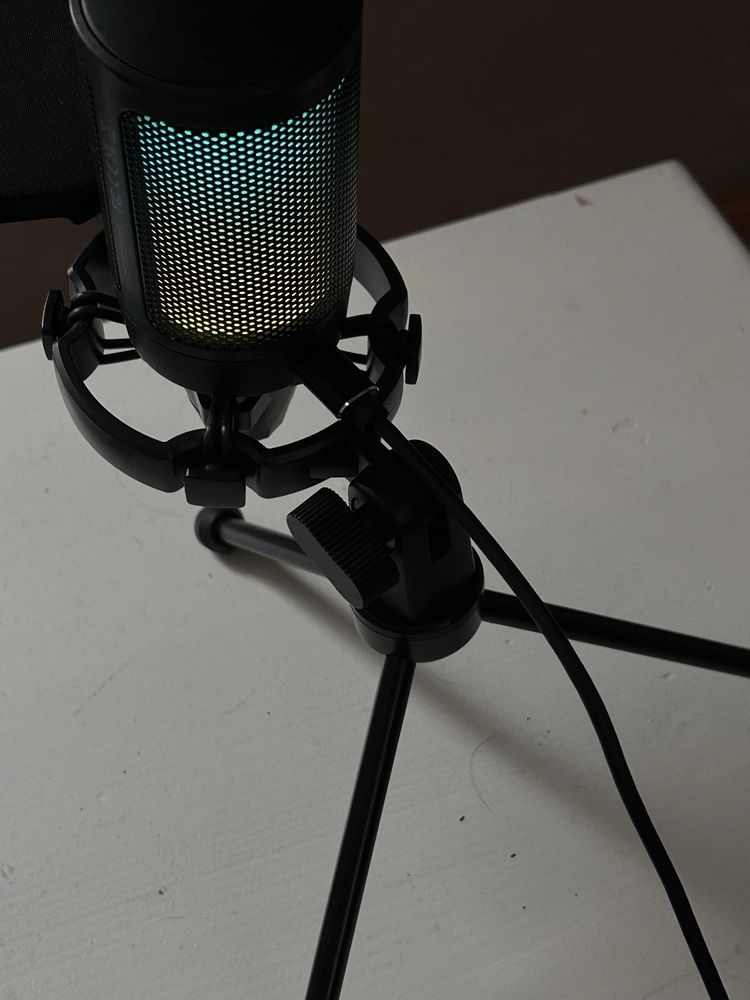 Fifine A6V AmpliGame RGB USB мікрофон | Як новий | Повний комплект
