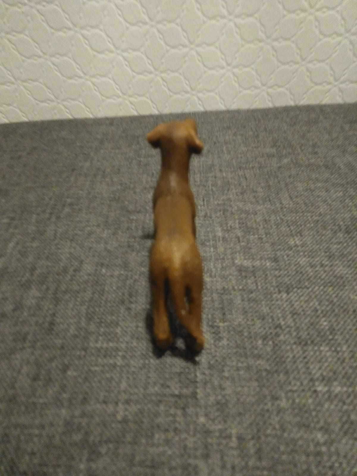 Piesek firmy Schleich