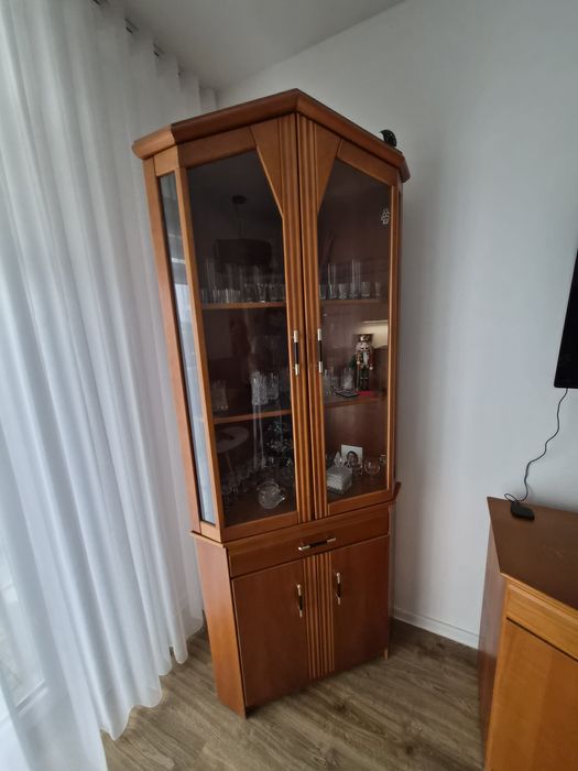 Komoda + narożna witryna