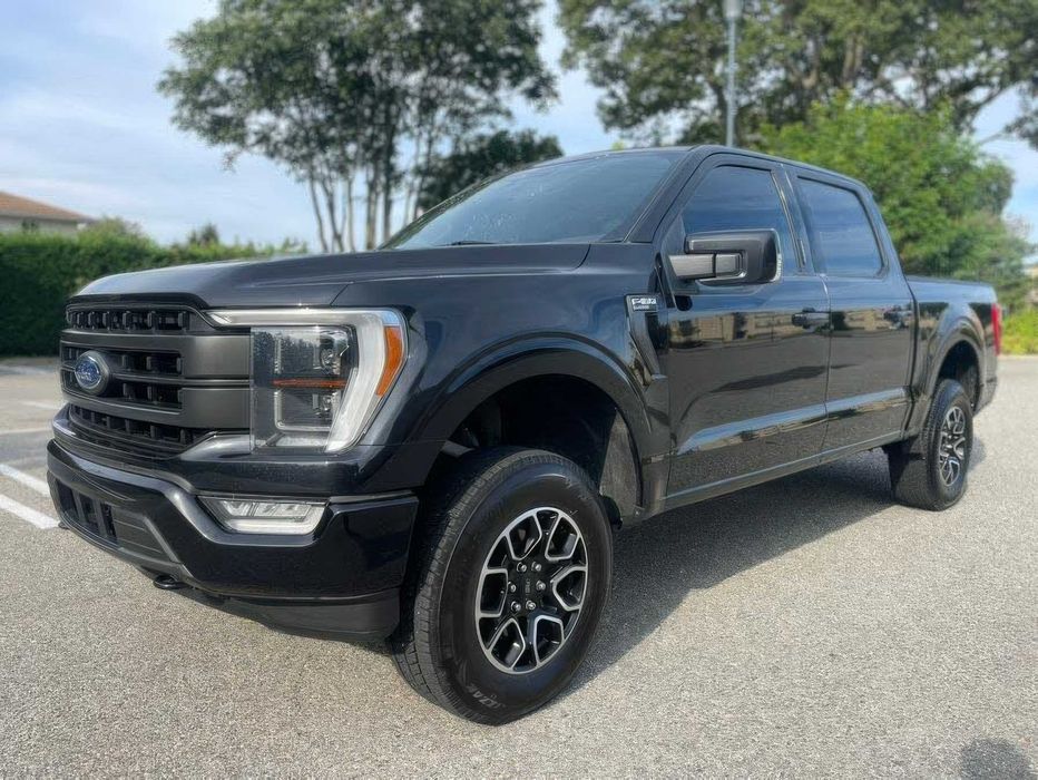 Ford F-150 Lariat SuperCrew      2021
