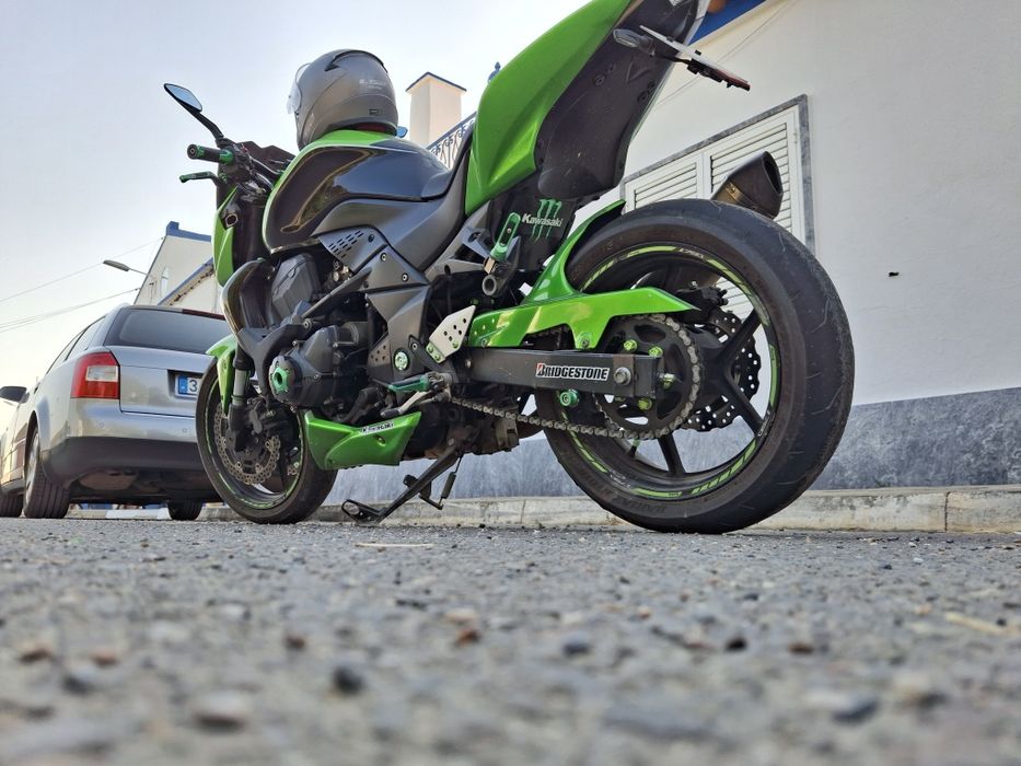 Kawasaki z 750 naked