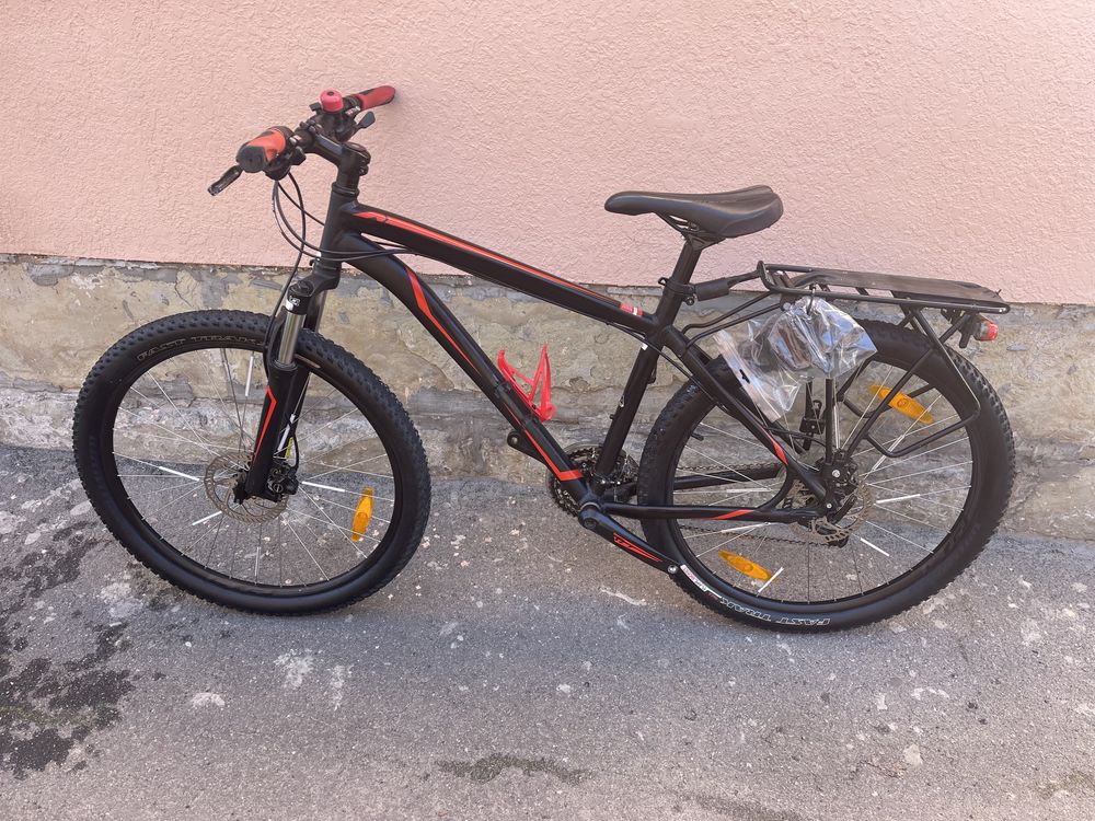 Продам велосипед Specialized hardrock sport