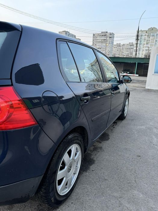 Продам Фольксваген Гольф 5 в хорошем тех состоянии