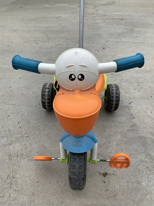 Дитячий триколісний велосипед з дзьобом пелікана Chicco Pelican Trike