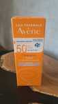 Avene Cleanance krem spf 50+ z kolorem