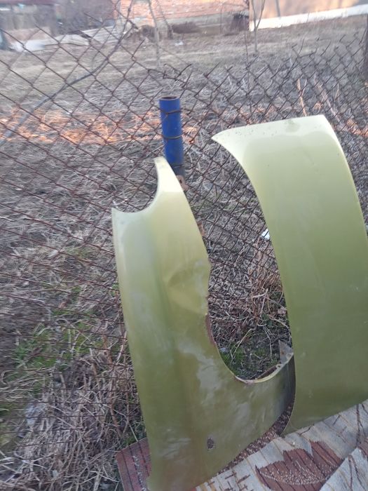 Крило і кришка багажника  део