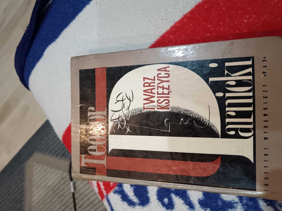 ,, Twarz Księżyca, Tom I"