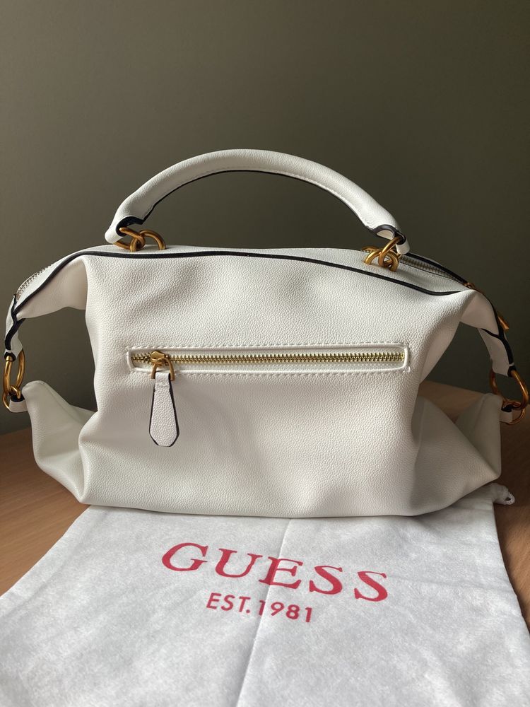 Жіноча сумка crossbody guess