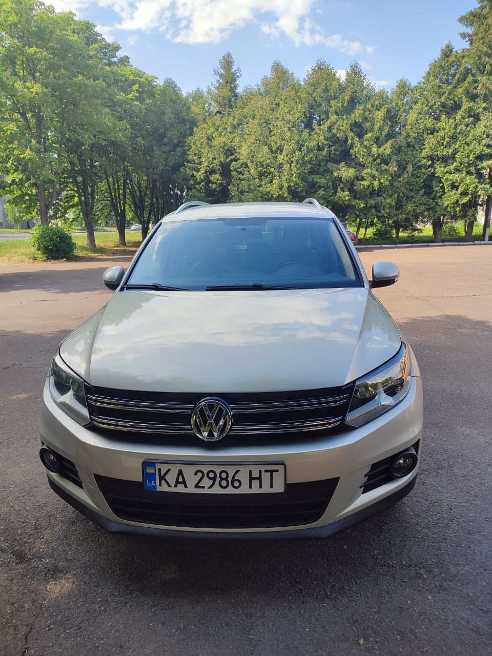 Volkswagen Tiguan Фольксваген тігуан 2011