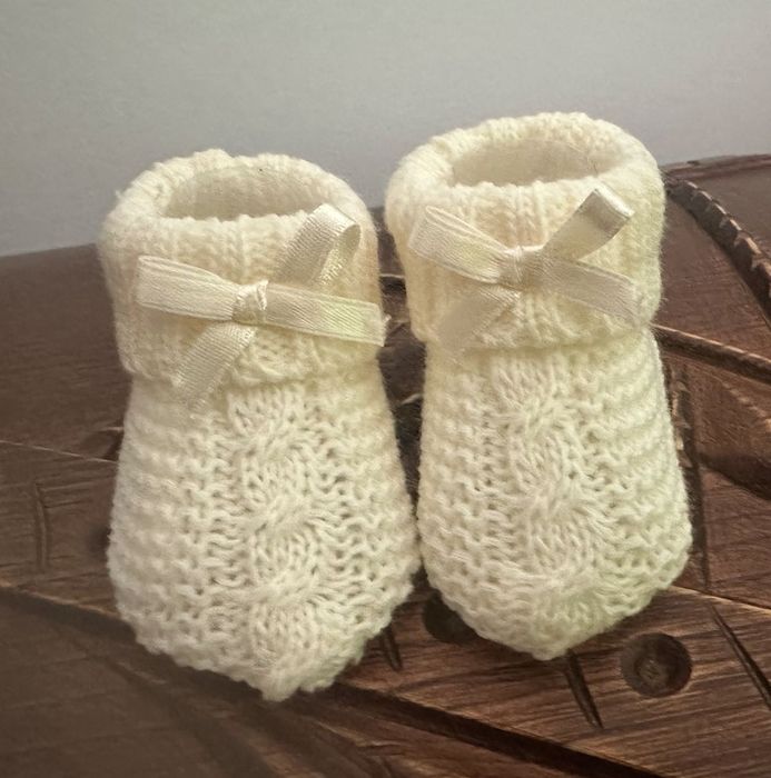 3 Botinhas quentinhas Bebé Novas