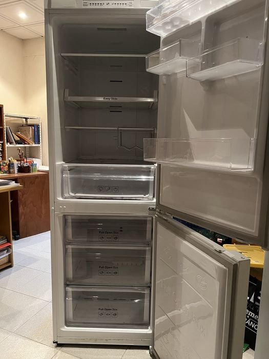 Combinado samsung ( congelador nao funciona)