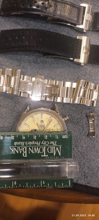 Tag Heuer годинник.