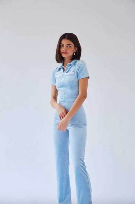 Оксамитовий блакитний комбінезон peachy den catssuit